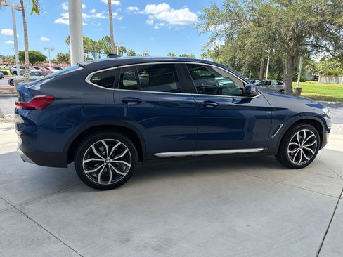 Used 2022 BMW X4 xDrive30i w/ Parking Assistance Package AWD/4WD image 25