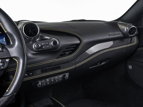 Certified 2022 Ferrari F8 Tributo image 28