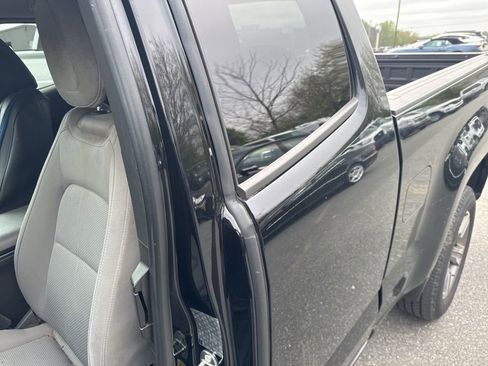 Used 2018 Chevrolet Colorado W/T w/ Custom Special Edition image 13