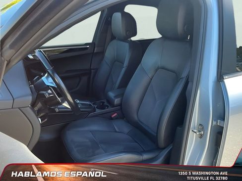 Used 2018 Porsche Macan Sport Edition image 29