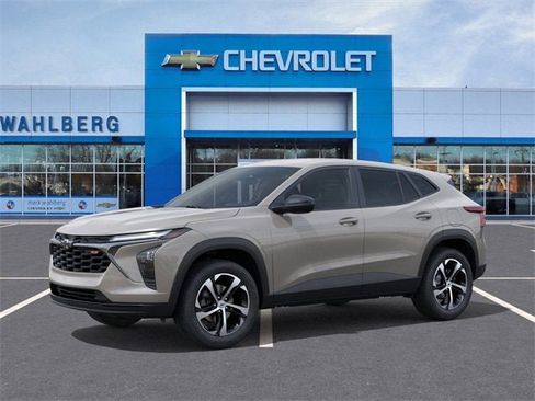 New 2026 Chevrolet Trax RS w/ Driver Confidence Package image 2