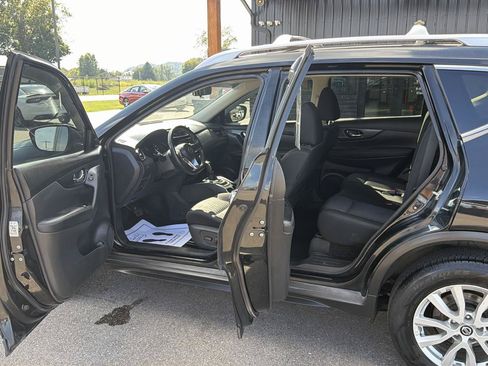 Used 2020 Nissan Rogue SV AWD/4WD image 7