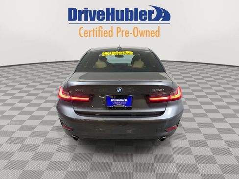 Used 2022 BMW 330i xDrive Sedan w/ Driving Assistance Package image 7