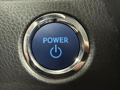 Certified 2022 Toyota Camry XSE image 24