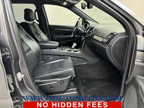 Used 2019 Jeep Grand Cherokee Overland image 20