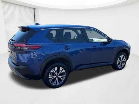 Used 2023 Nissan Rogue SV FWD image 5