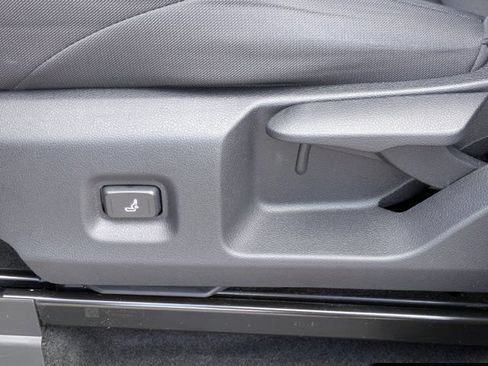 Used 2025 Toyota Tacoma SR5 RWD image 20
