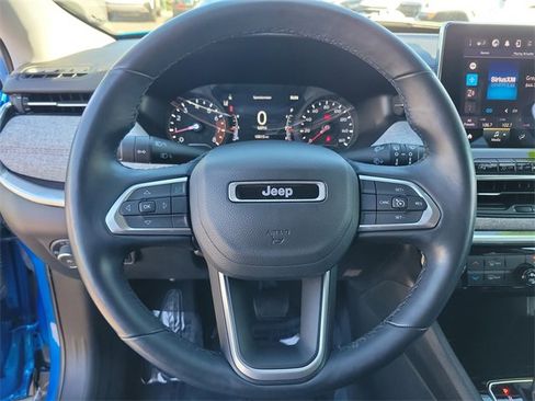Certified 2022 Jeep Compass Latitude image 23