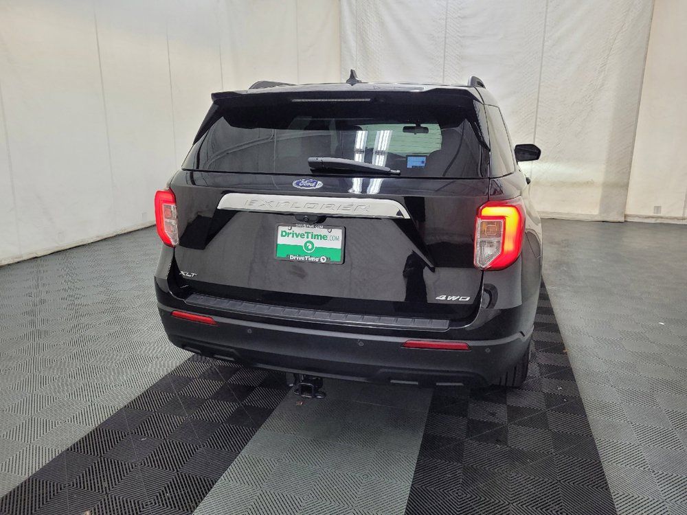 Used 2021 Ford Explorer XLT AWD/4WD image 7