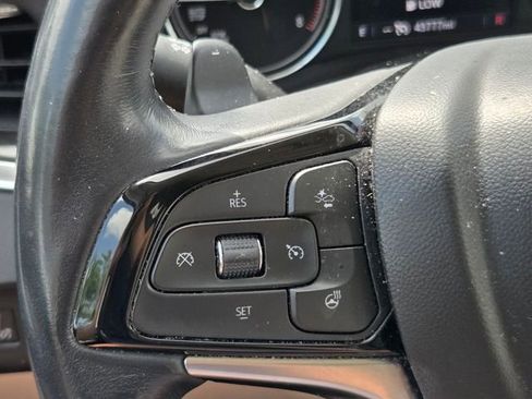 Used 2024 Buick Enclave Essence FWD image 18
