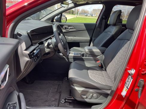 New 2026 Kia Sportage X-Line w/ X-Line Technology Package AWD/4WD image 8