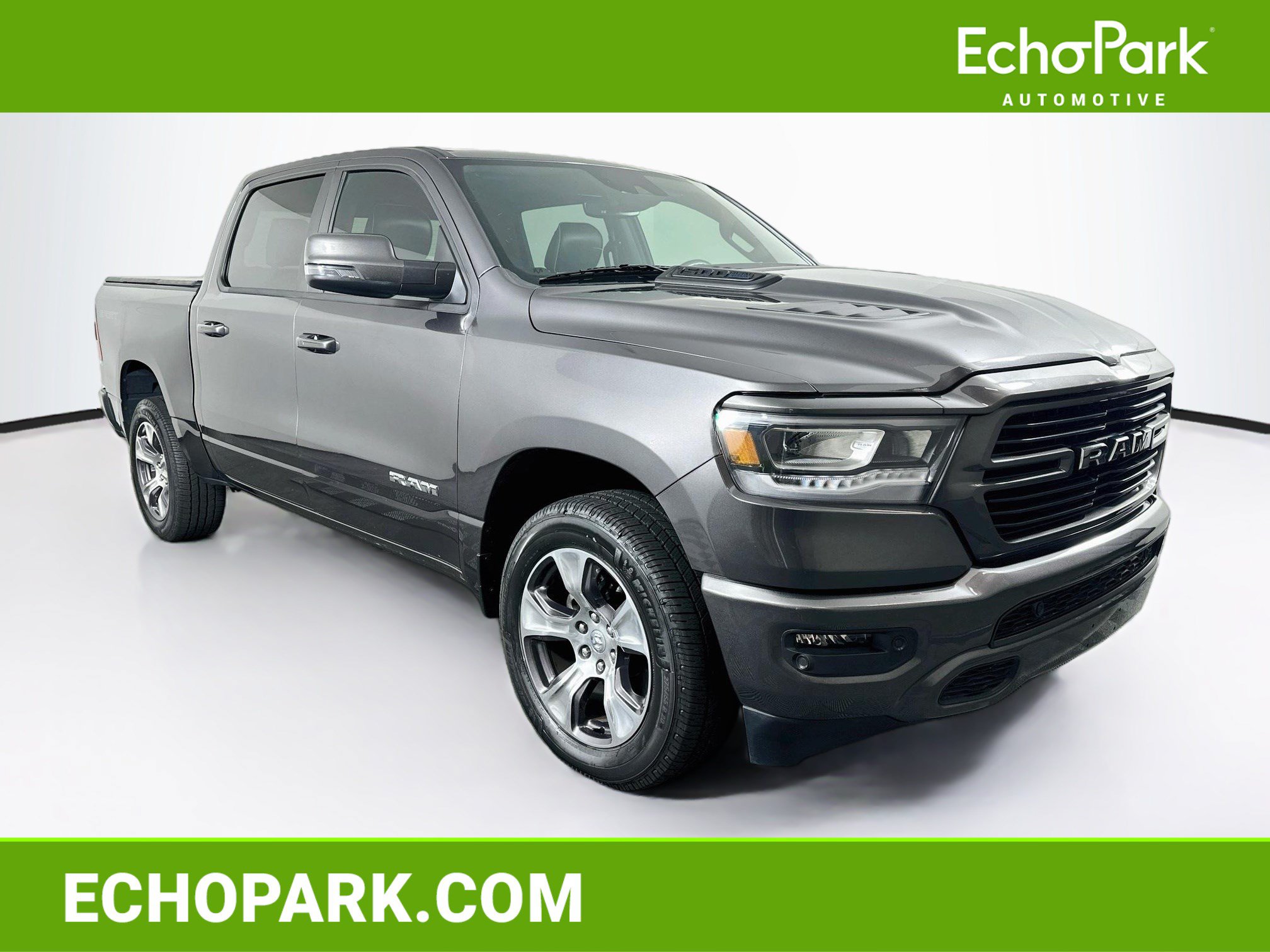 Used 2023 RAM 1500 Laramie AWD/4WD image 1