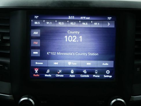 Used 2021 RAM 1500 Big Horn image 28