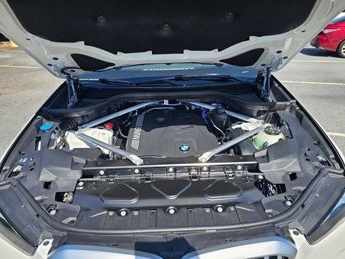 New 2026 BMW X5 sDrive40i RWD image 26