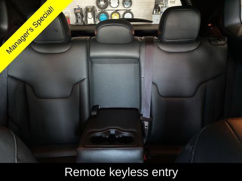 Used 2025 Jeep Compass Limited AWD/4WD image 13