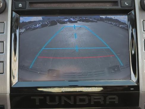 Used 2014 Toyota Tundra SR5 w/ SR5 Upgrade Package RWD image 11