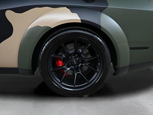 Used 2021 Dodge Challenger SRT Hellcat Redeye image 10