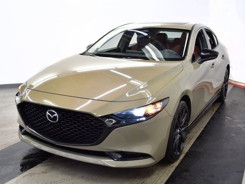 Used 2024 MAZDA MAZDA3 s image 8