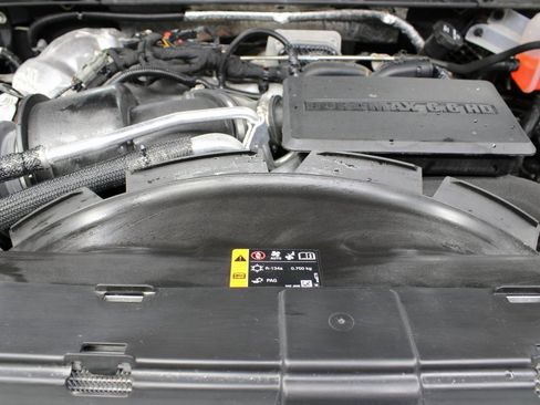 Used 2025 GMC Sierra 2500 Denali image 32