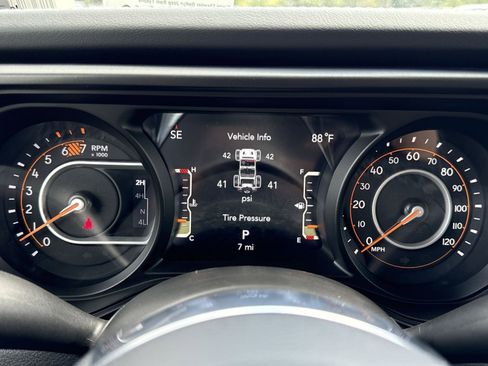 New 2025 Jeep Wrangler Sahara image 17