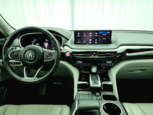 Used 2022 Acura MDX SH-AWD w/ Technology Package image 17