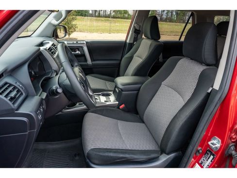 Used 2022 Toyota 4Runner SR5 image 11