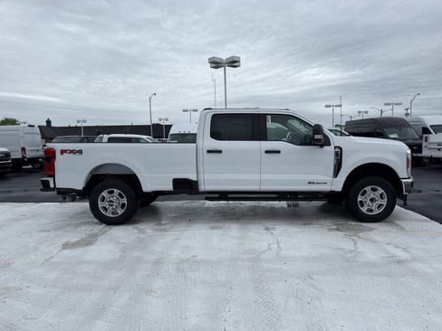 New 2026 Ford F350 XLT AWD/4WD image 2