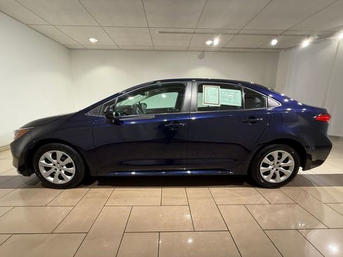 Certified 2024 Toyota Corolla LE image 2