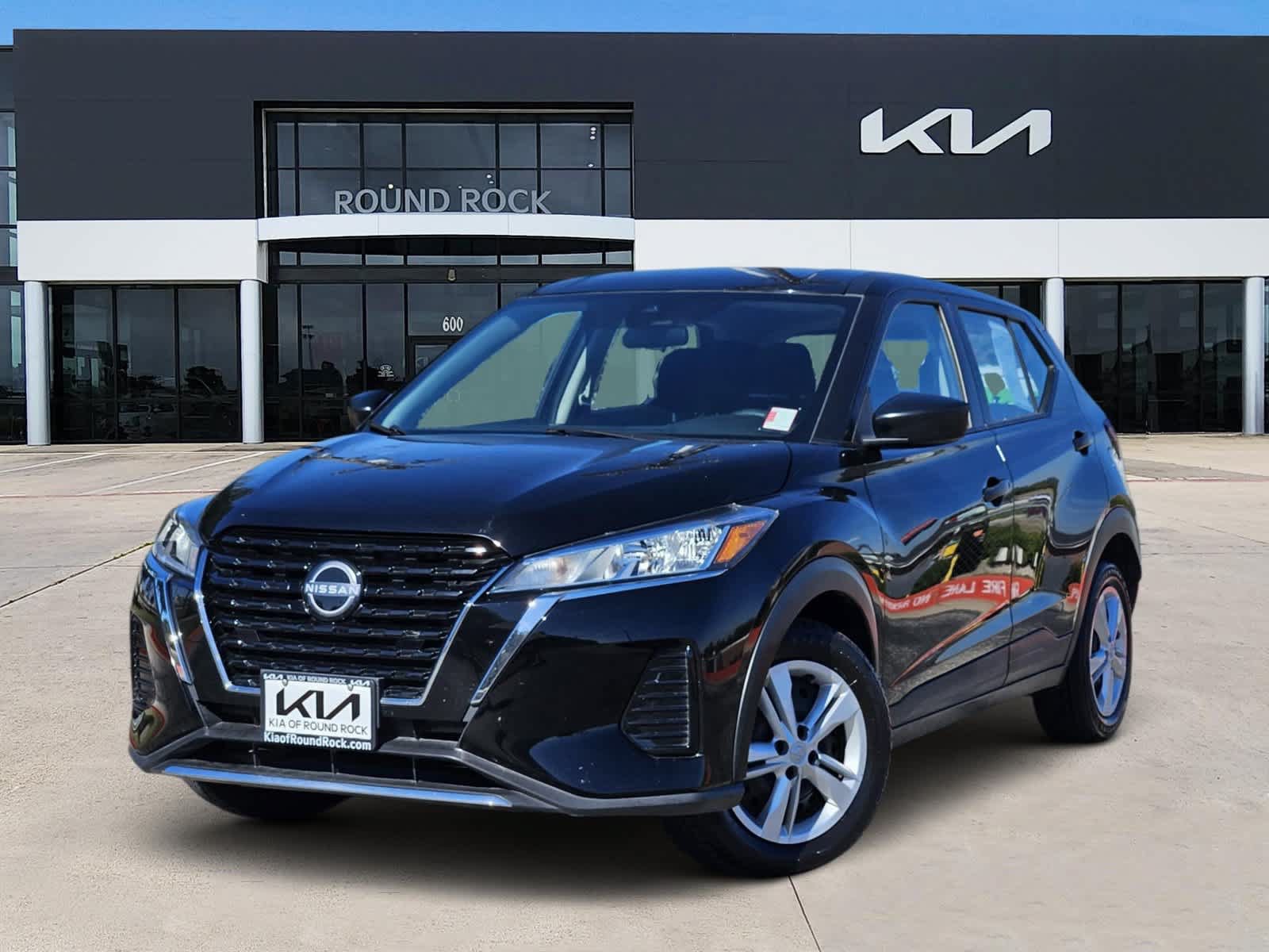 Used 2024 Nissan Kicks S FWD image 1