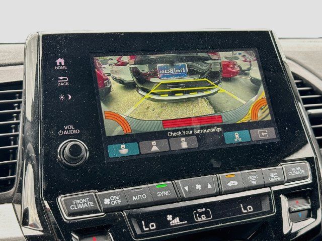 Certified 2024 Honda Odyssey Touring image 11