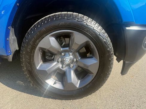 Used 2023 RAM 1500 Big Horn AWD/4WD image 12