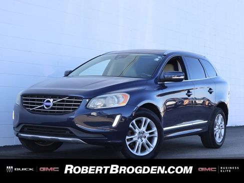 Used 2015 Volvo XC60 T5 Premier w/ Proximity Package image 1