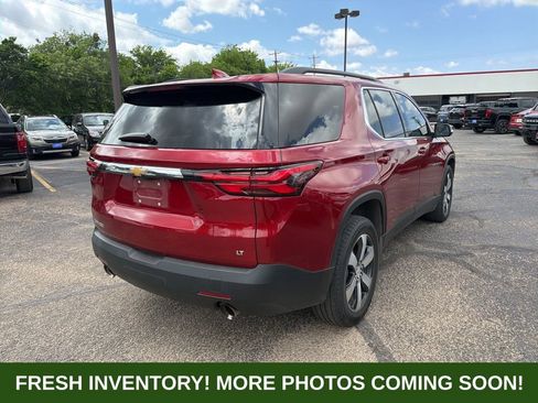 Used 2023 Chevrolet Traverse LT w/ LT Premium Package image 7