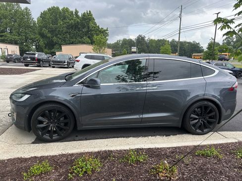 Used 2020 Tesla Model X Long Range AWD/4WD image 1