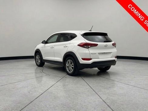 Used 2018 Hyundai Tucson SE image 5