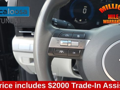 Used 2024 Hyundai Kona SEL AWD/4WD image 17