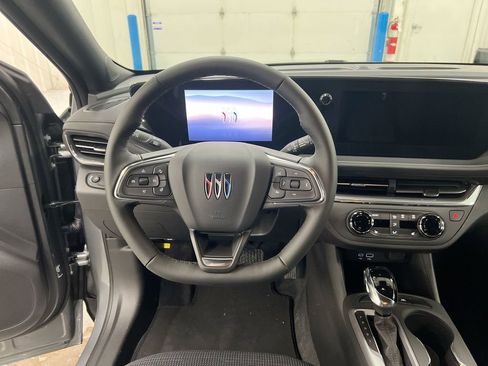 New 2026 Buick Envista Preferred w/ Convenience I Package FWD image 11