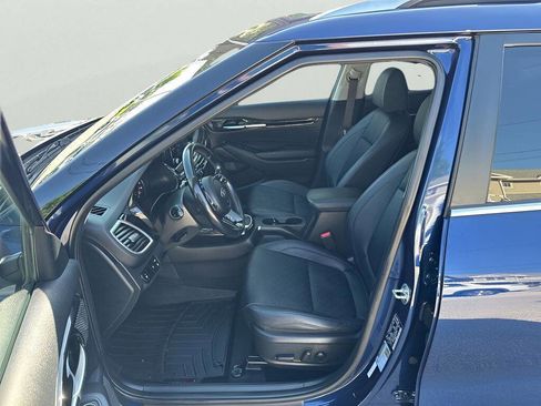Used 2021 Kia Seltos EX AWD/4WD image 16