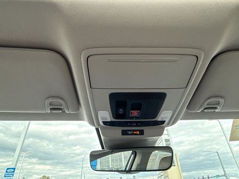 Certified 2023 Honda Accord Touring image 35