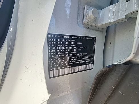 Certified 2024 Volkswagen Taos SEL image 28