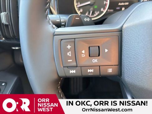 New 2026 Nissan Pathfinder SV image 24