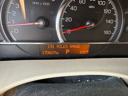 Used 2010 Cadillac STS RWD image 9