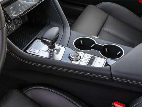 New 2026 Genesis G70 2.5T image 22