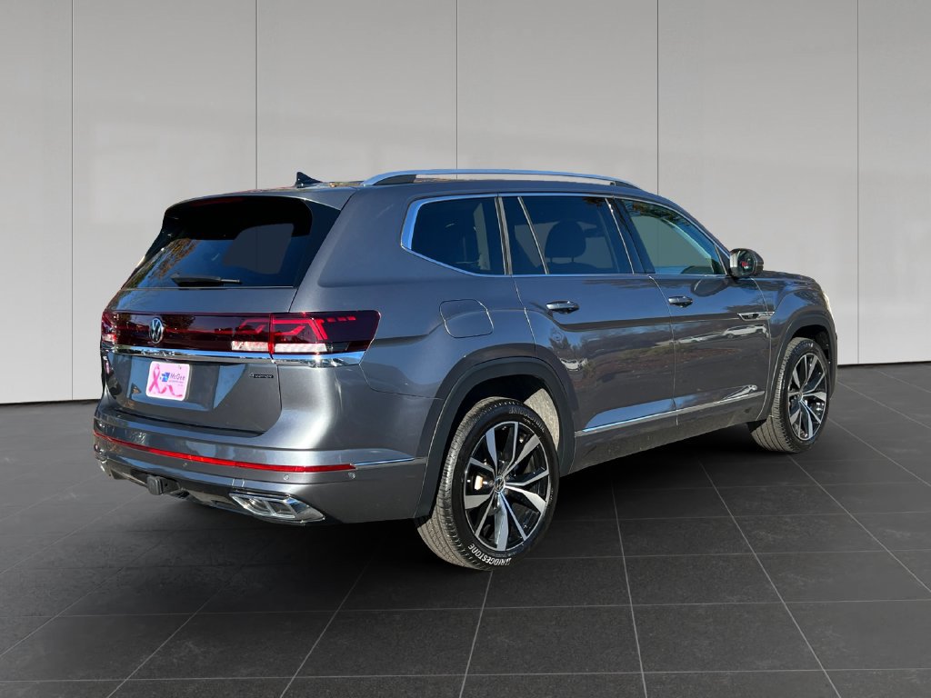 Used 2024 Volkswagen Atlas SEL Premium R-Line AWD/4WD image 6