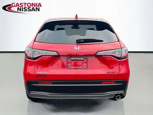 Used 2023 Honda HR-V Sport image 7