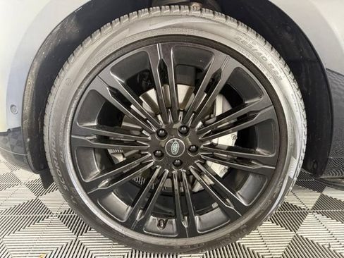 Used 2023 Land Rover Range Rover Long Wheelbase SE AWD/4WD image 12