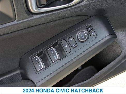 Used 2024 Honda Civic Sport image 13