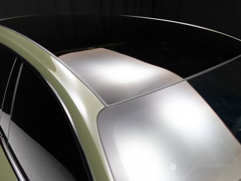 Used 2023 Porsche Taycan GTS image 35