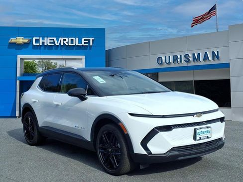 New 2026 Chevrolet Equinox EV LT image 1