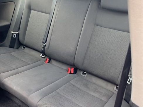 Used 2008 Volkswagen Rabbit S image 29